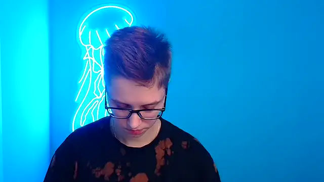 Bella Swannn online show from 03-13-25, 06:12