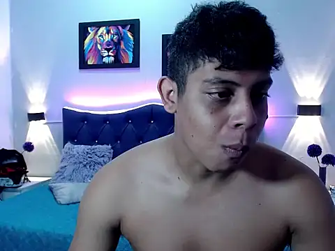 Snapshot of Alejandroo_22 chatting on 09-16-25, 02:18 Alejandroo 22 online show from 09-16-25, 02:18