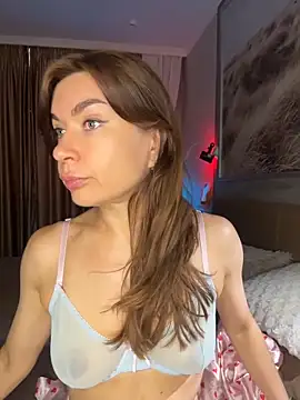 Snapshot of Mary_Kiitty chatting on 07-01-26, 10:59 Mary Kiitty online show from 07-01-26, 10:59