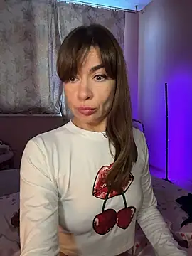 Mary Kiitty online show from 01-12-26, 02:02