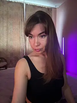 Mary Kiitty online show from 11-17-25, 11:47