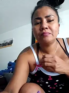 Ariana Rodriguez online show from 11-10-25, 02:33