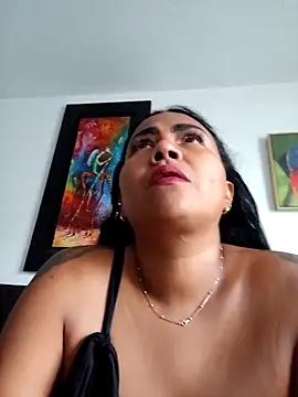 Ariana Rodriguez online show from 10-29-25, 03:00