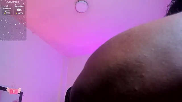 Ayliinn  online show from 11-20-25, 05:30