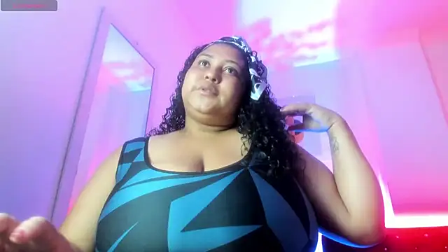 Ayliinn  online show from 04-07-26, 01:07