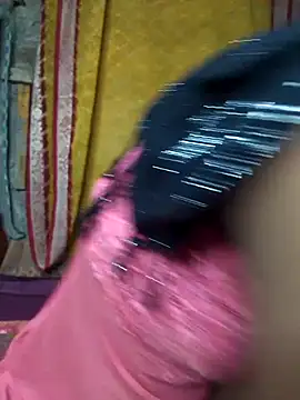 Cutesoma01 online show from 10-28-25, 04:39