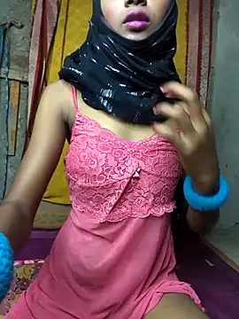 Cutesoma01 online show from 10-27-25, 04:52