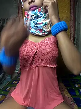 Cutesoma01 online show from 11-28-25, 04:18