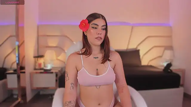 Violeta-Marquez online show from 10-13-25, 11:34