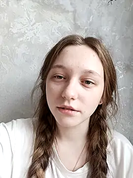 Snapshot of Bonechka chatting on 10-21-25, 07:19 Bonechka online show from 10-21-25, 07:19