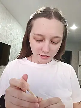 Snapshot of Bonechka chatting on 09-17-25, 03:25 Bonechka online show from 09-17-25, 03:25