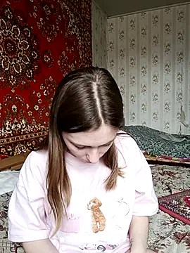 Snapshot of Bonechka chatting on 03-22-25, 11:32 Bonechka online show from 03-22-25, 11:32
