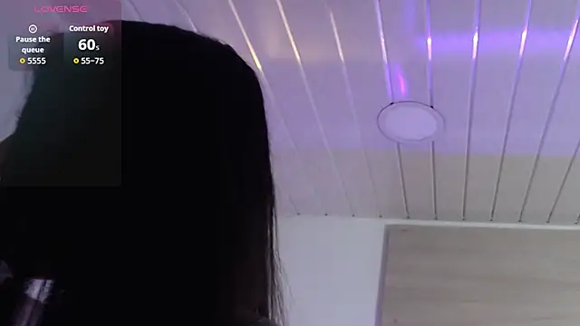 Cristal Velle online show from 10-22-25, 12:26