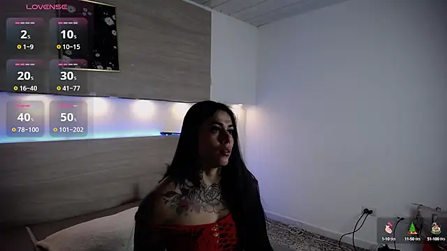 Cristal Velle online show from 10-06-25, 12:17