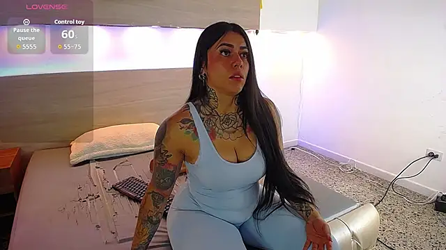 Cristal Velle online show from 10-07-25, 12:28