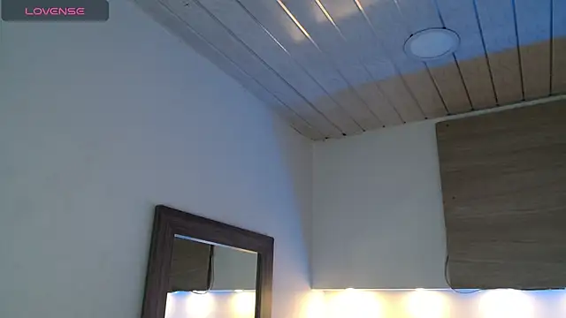 Cristal Velle online show from 09-25-25, 12:44