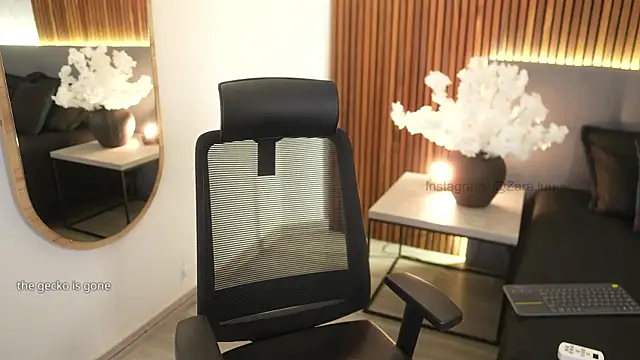 ZaraLuuv online show from 11-02-25, 07:08