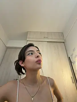 ZaraLuuv online show from 03-10-26, 06:12