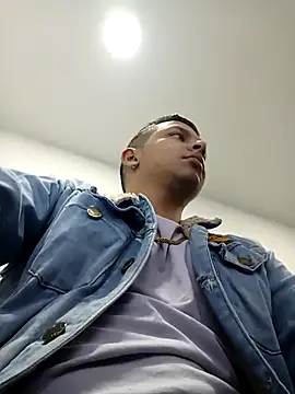 Snapshot of connor_steel2 chatting on 03-15-25, 10:00 connor steel2 online show from 03-15-25, 10:00