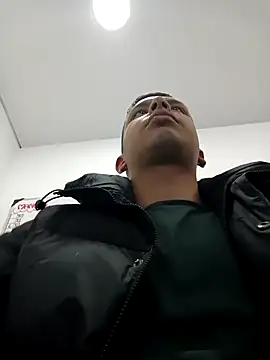 Snapshot of connor_steel2 chatting on 03-13-25, 07:39 connor steel2 online show from 03-13-25, 07:39