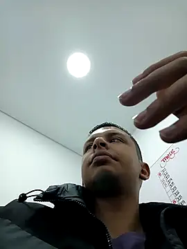 Snapshot of connor_steel2 chatting on 03-18-25, 12:06 connor steel2 online show from 03-18-25, 12:06