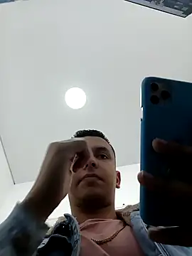 Snapshot of connor_steel2 chatting on 03-11-25, 03:34 connor steel2 online show from 03-11-25, 03:34