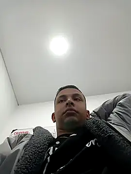 Snapshot of connor_steel2 chatting on 03-10-25, 06:34 connor steel2 online show from 03-10-25, 06:34