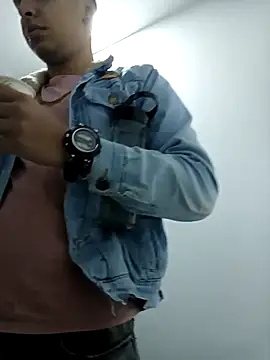 Snapshot of connor_steel2 chatting on 03-11-25, 11:44 connor steel2 online show from 03-11-25, 11:44