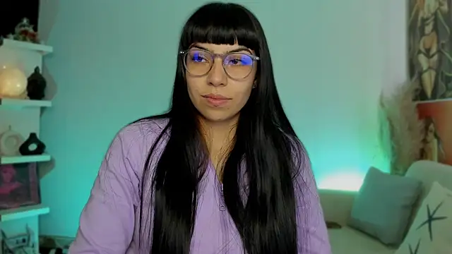 Snapshot of Saraa_Desiree chatting on 09-29-25, 09:42 Saraa Desiree online show from 09-29-25, 09:42