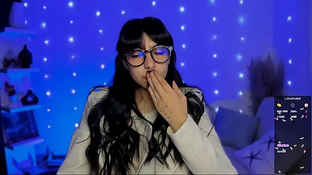 Saraa Desiree online show from 12-19-25, 02:04