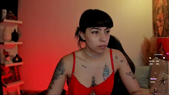 Saraa Desiree online show from 11-05-25, 03:15