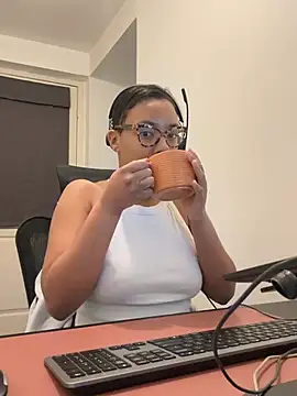 Melia Rayne online show from 03-12-26, 10:41