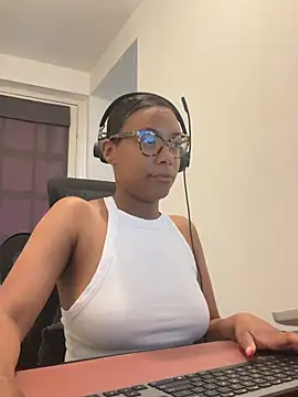 Melia Rayne online show from 05-26-26, 09:40