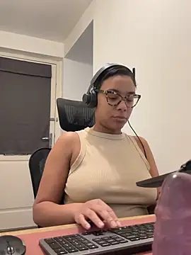 Melia Rayne online show from 01-16-26, 11:14