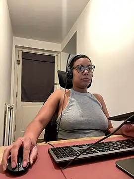 Melia Rayne online show from 01-08-26, 11:16