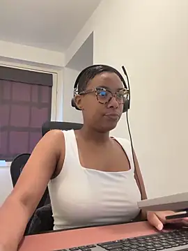 Melia Rayne online show from 05-12-26, 09:48