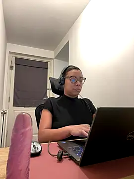 Melia Rayne online show from 12-03-25, 10:47