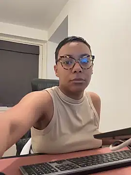 Melia Rayne online show from 03-24-26, 10:15