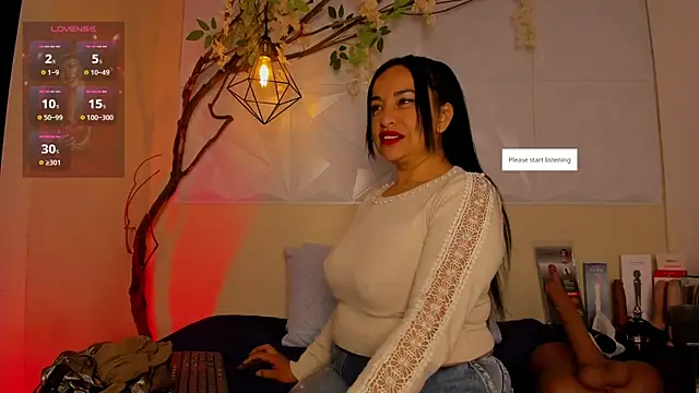 Chanel milff  online show from 04-07-26, 12:29