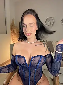 Snapshot of ValentinaMilann chatting on 07-25-26, 12:40 ValentinaMilann online show from 07-25-26, 12:40