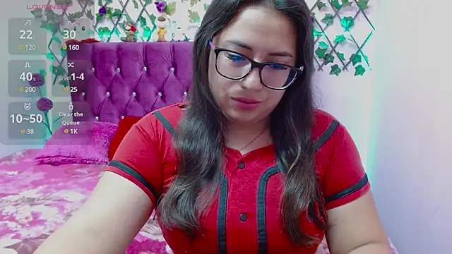 Snapshot of Anny__cute chatting on 03-17-25, 09:35 Anny cute online show from 03-17-25, 09:35