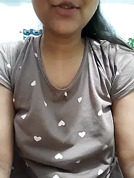 sexy-trisha1 online show from 02-25-26, 07:58