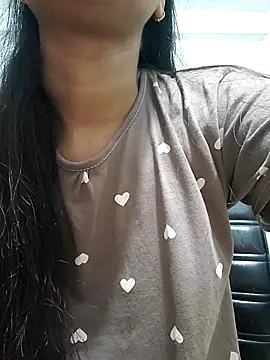 sexy-trisha1 online show from 02-24-26, 05:47