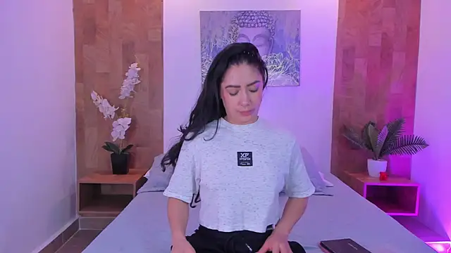 isabella winkler online show from 04-23-26, 10:55