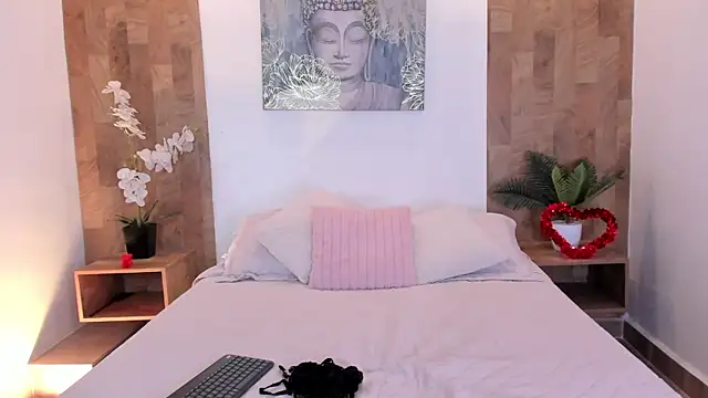 Snapshot of isabella_winkler chatting on 02-13-26, 11:54 isabella winkler online show from 02-13-26, 11:54