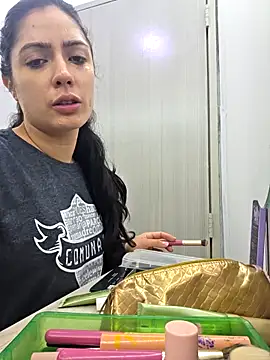 isabella winkler online show from 03-12-26, 10:41