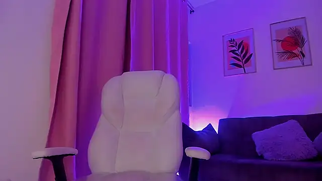 gaaby foxx online show from 11-28-25, 02:06