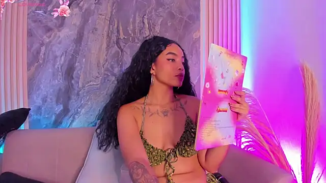 SarahLynn7 online show from 10-16-25, 11:35