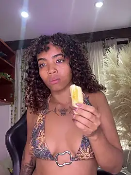 SarahLynn7 online show from 03-18-26, 07:15