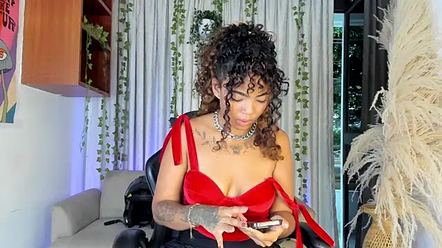 SarahLynn7 online show from 03-28-26, 11:06